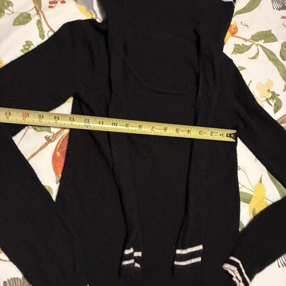 Blk long sleeve sailor collar sweater - size Small preloved - Picture 5 of 6